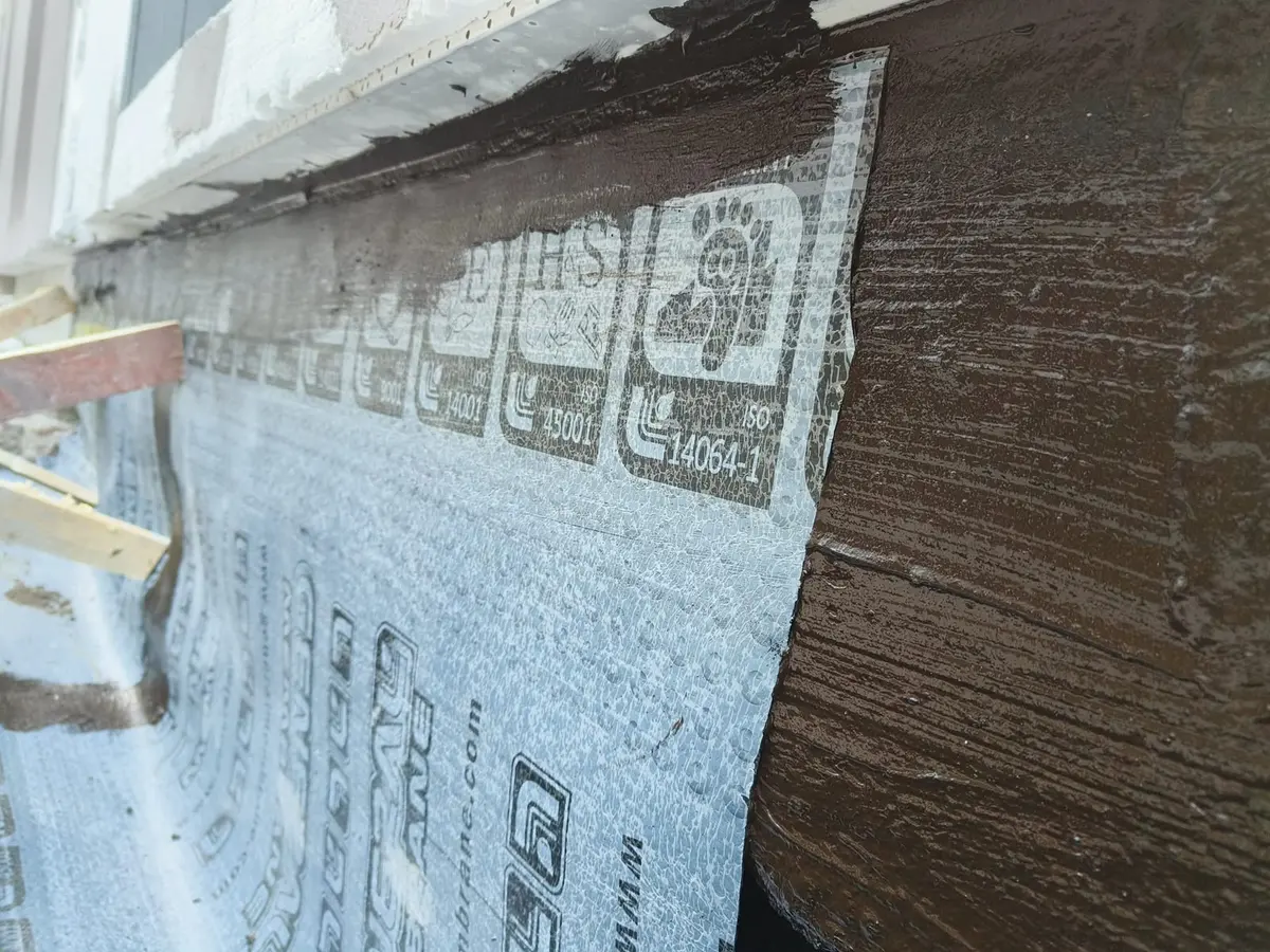 Fațadă cu termosistem — lucrare BSK Metaconstruct (proiect 2, București și Ilfov)