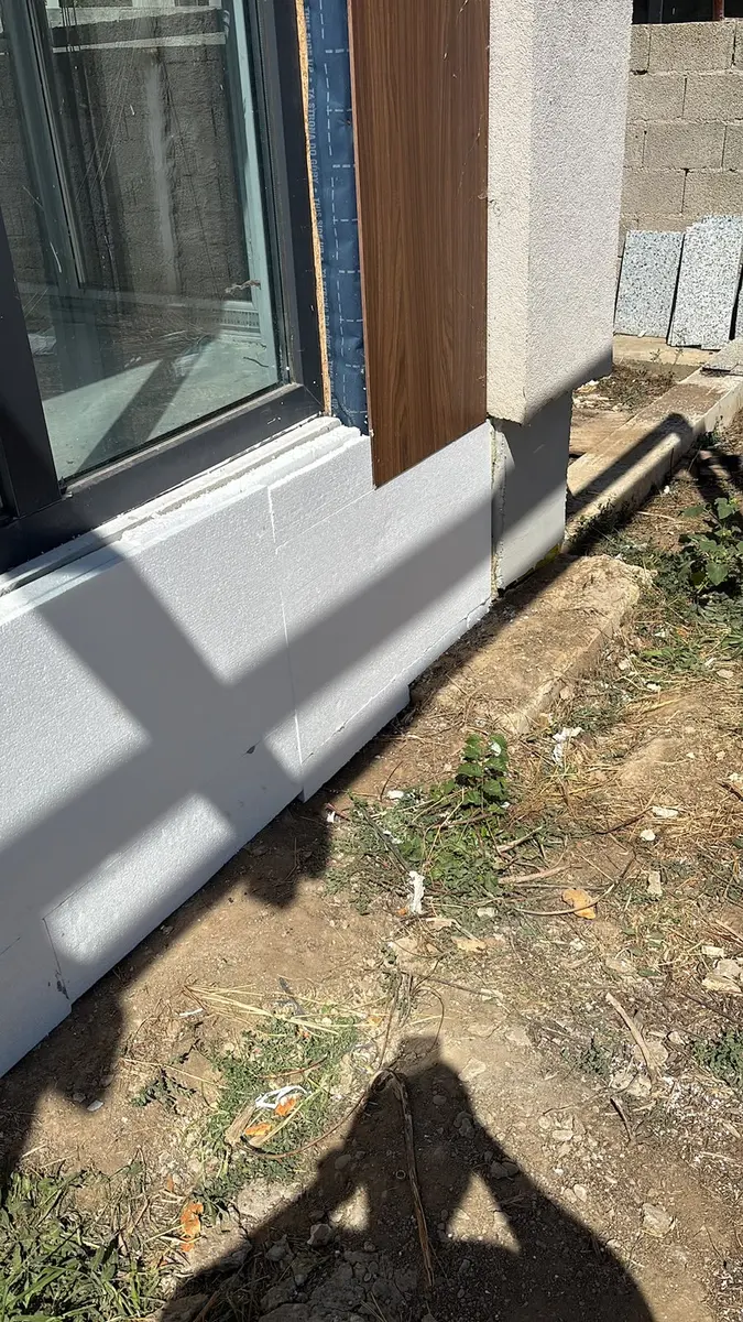 Fațadă cu termosistem — lucrare BSK Metaconstruct (proiect 7, București și Ilfov)